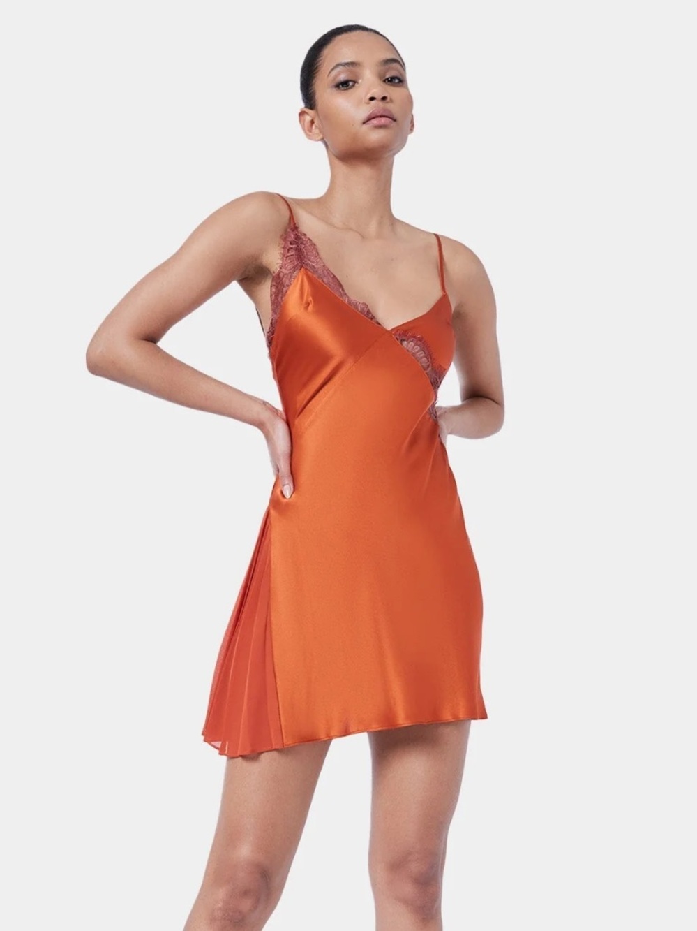 NWT Ginia Cascading Lace Mini Dress